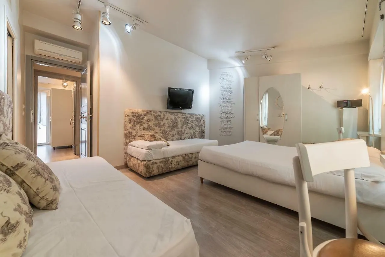 ***  Nina Casetta De Trastevere Guest House Rome Italy