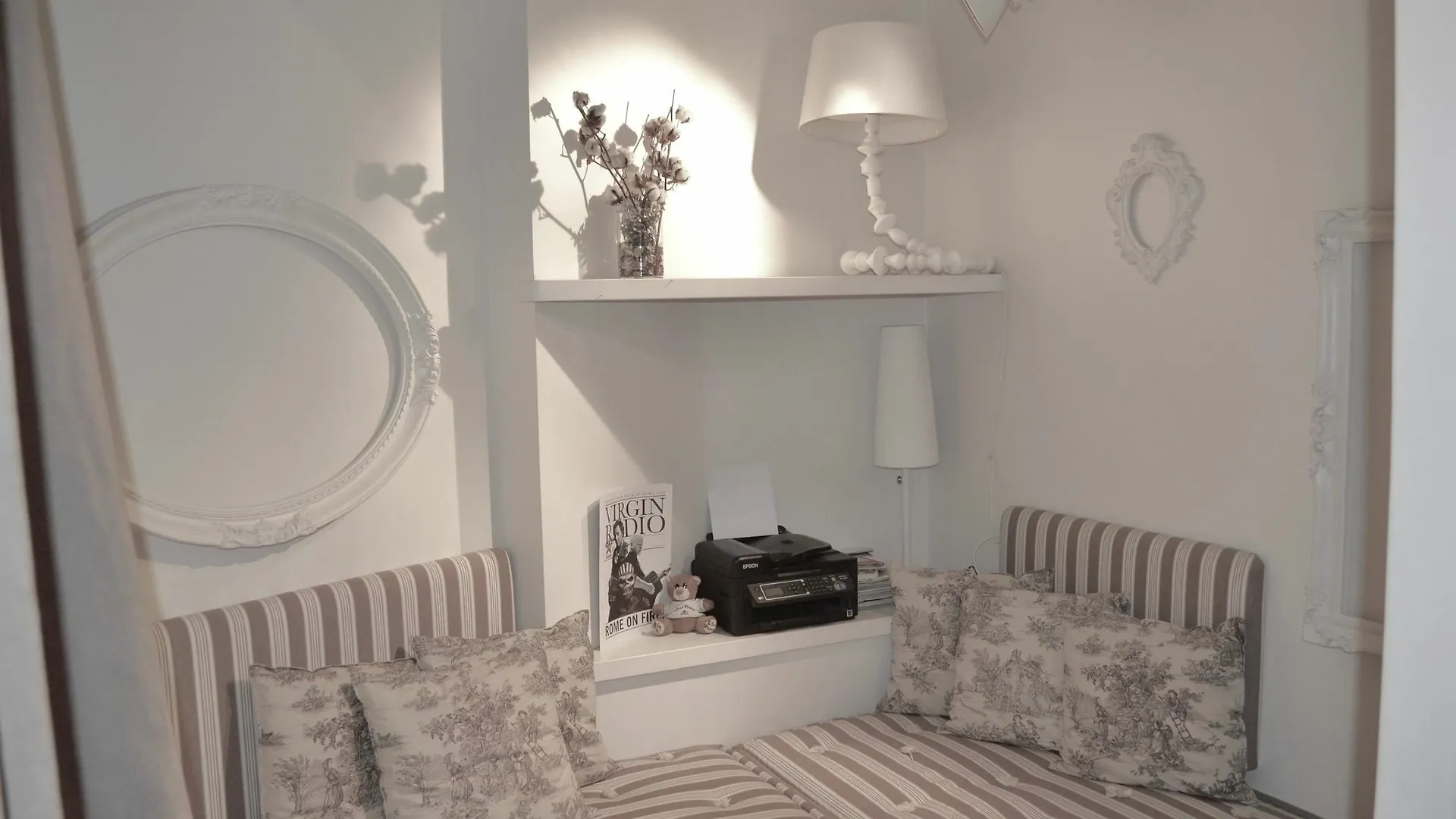 Nina Casetta De Trastevere Guest House Rome