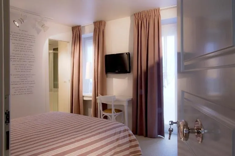 Nina Casetta De Trastevere Guest House Rome